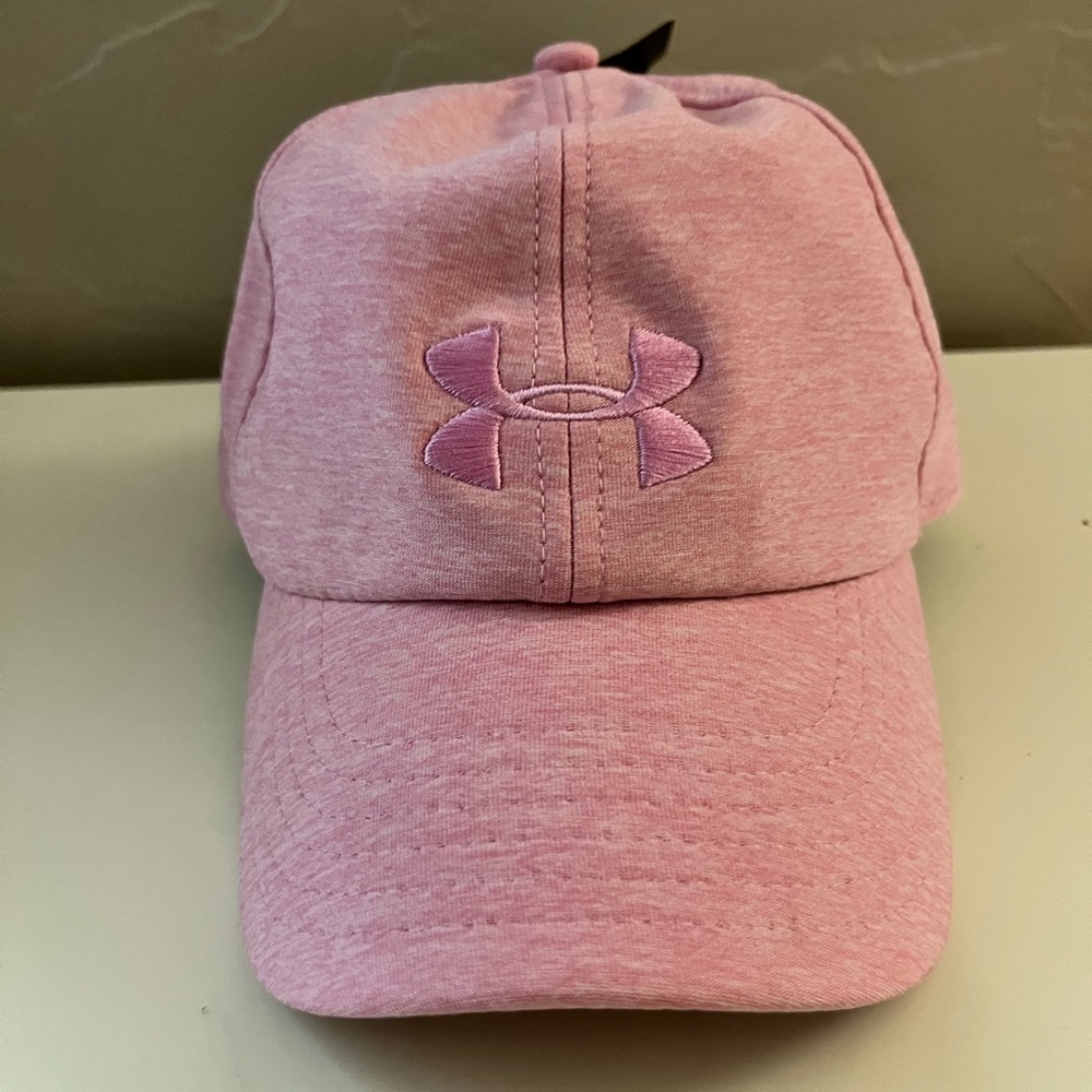 New under armour heat gear pink hat